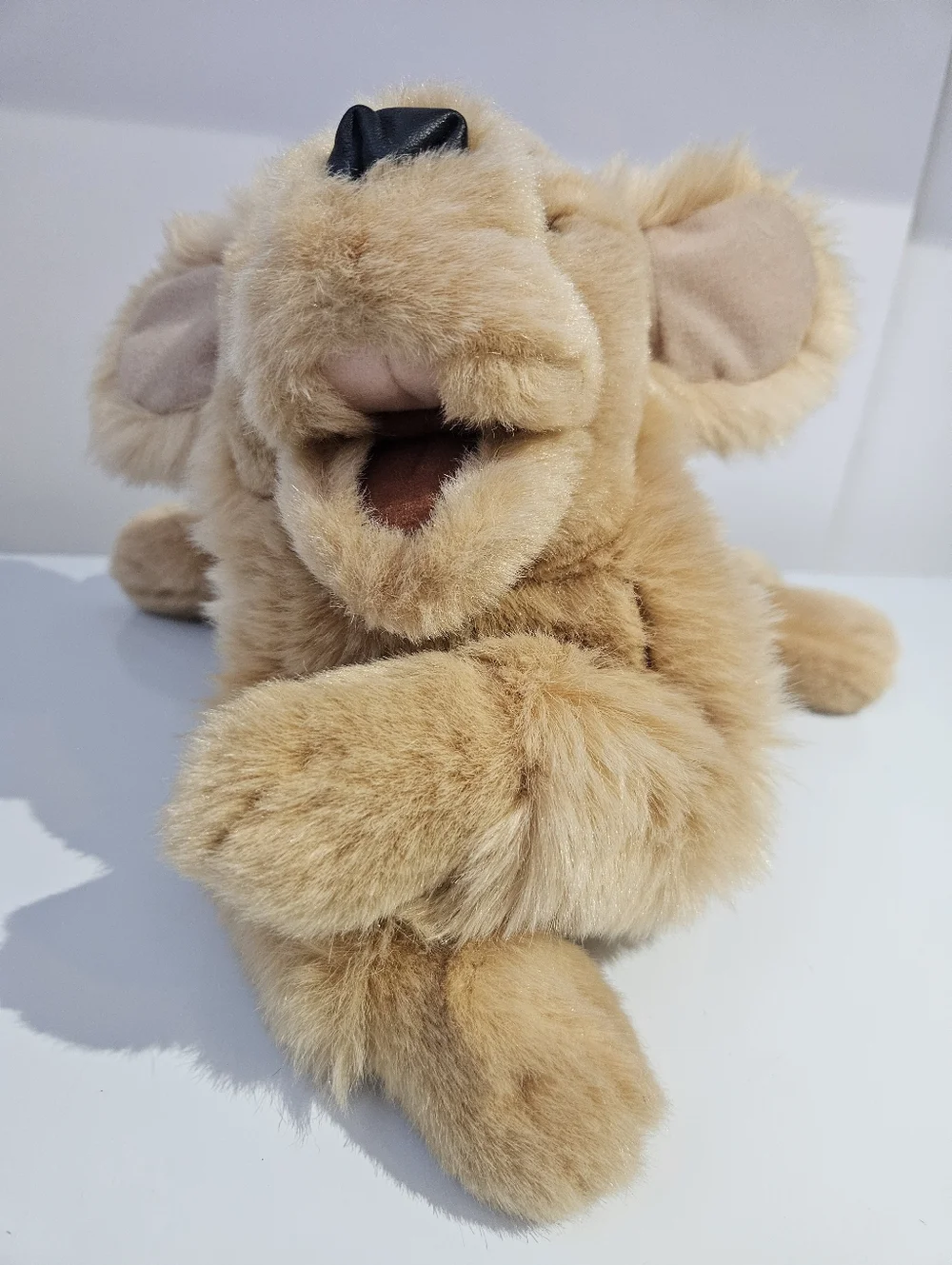 Folkmanis Full Puppet Golden Retriever Puppy 17" - Picture 3 of 14